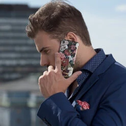 IDeal Of Sweden – IPhone SE 2020/8/7/6S/6 Coque Antique Roses -Mobilemania Magasin coque rigide ideal of sweden antique roses apple iphone 786s6se 2020 5