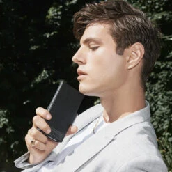 IDeal Of Sweden – IPhone SE 2020/8/7/6S/6 Etui 2in1 Eagle Black -Mobilemania Magasin etui coque 2 en 1 ideal of sweden eagle black unity wallet series apple iphone 786s6se 2020 4