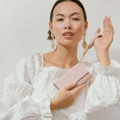 IDeal Of Sweden - Galaxy S20 Plus / S20 Plus 5G Etui Misty Rose Croco -Mobilemania Magasin etui ideal of sweden misty rose croco signature clutch samsung galaxy s20 5g plus 2