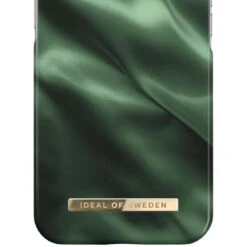 IDeal Of Sweden - IPhone 13 Coque Emerald Satin -Mobilemania Magasin ideal of sweden iphone 13 coque emerald satin 4