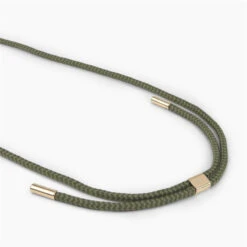 IDeal Of Sweden - IPhone 13 Mini Coque Ordinary Necklace Cool Khaki -Mobilemania Magasin ideal of sweden iphone 13 mini coque ordinary necklace cool khaki 1