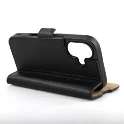 Mike Galeli - IPhone 16 Etui Cuir FABIO -Mobilemania Magasin mike galeli iphone 16 etui cuir fabio 3