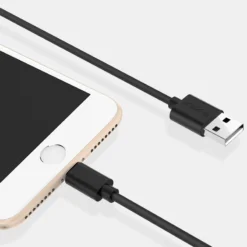 Pack Coque Rigide + Câble Lightning Apple IPhone 7/8 Plus -Mobilemania Magasin pack coque rigide cable lightning apple iphone 78 plus 12